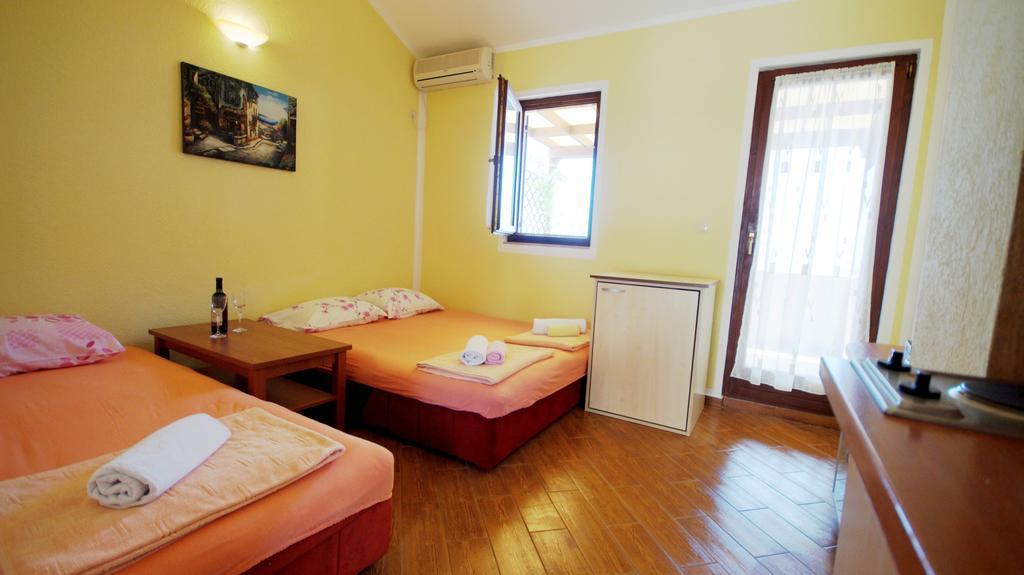 Apartmani Zona Sveti Stefan Eksteriør billede
