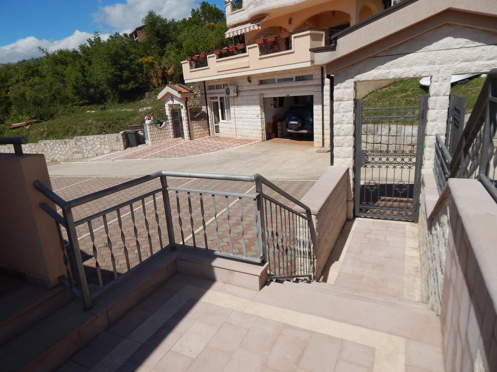 Apartmani Zona Sveti Stefan Eksteriør billede