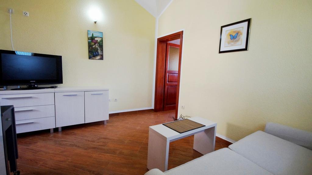 Apartmani Zona Sveti Stefan Eksteriør billede