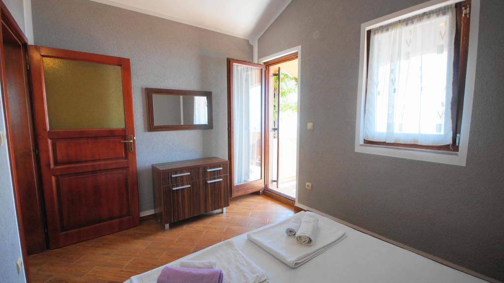 Apartmani Zona Sveti Stefan Eksteriør billede