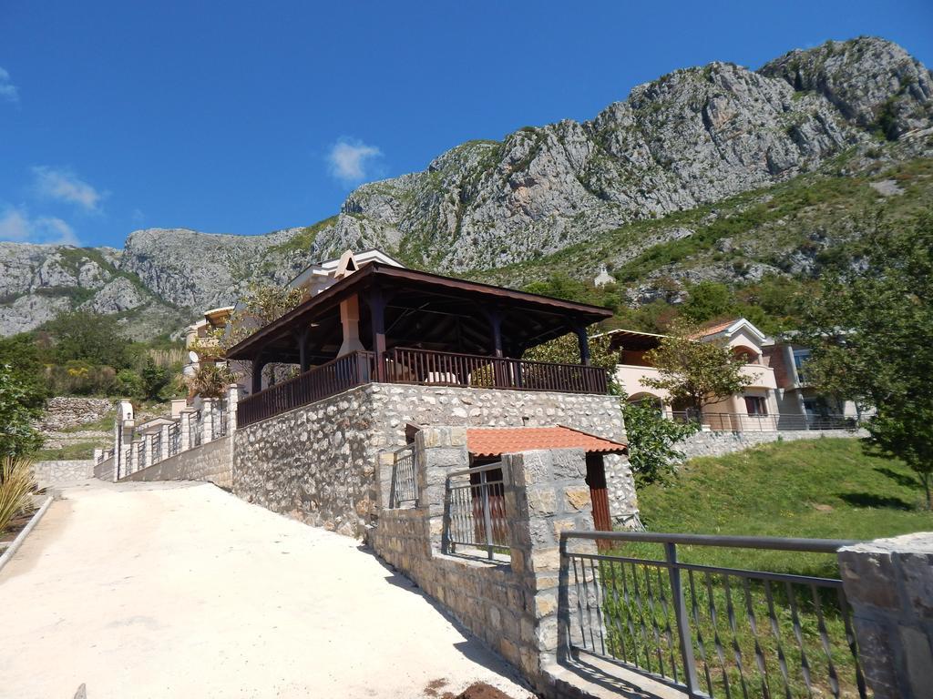 Apartmani Zona Sveti Stefan Eksteriør billede