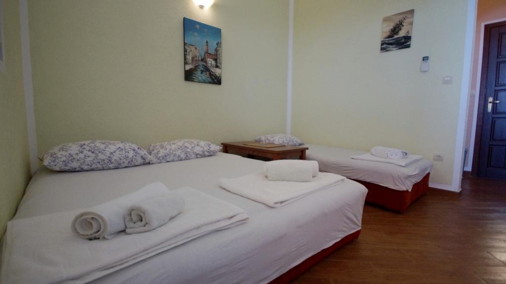 Apartmani Zona Sveti Stefan Eksteriør billede