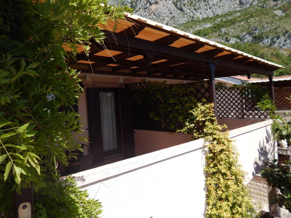 Apartmani Zona Sveti Stefan Eksteriør billede